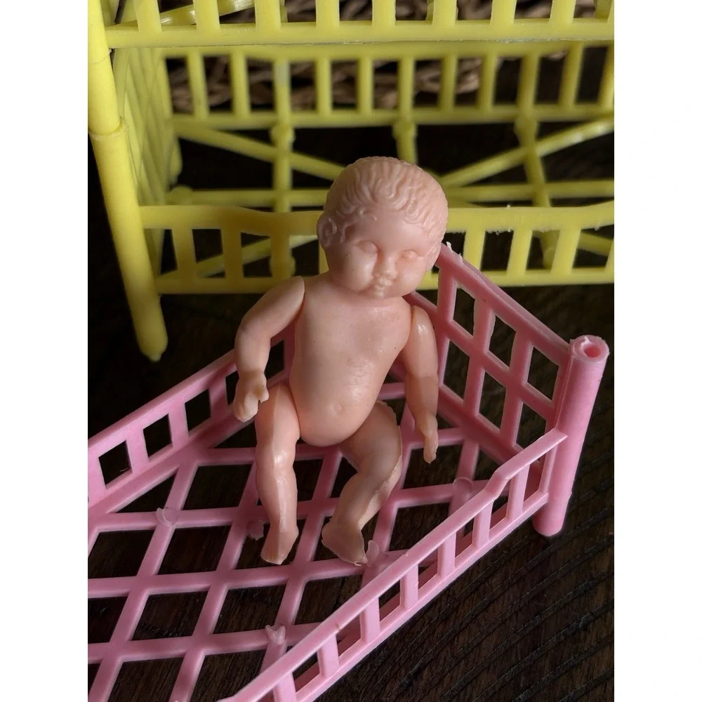 VTG Bunk Bed Crib Celluloid Baby Doll Hong Kong Furniture Plastic 60s Dollhouse‎
